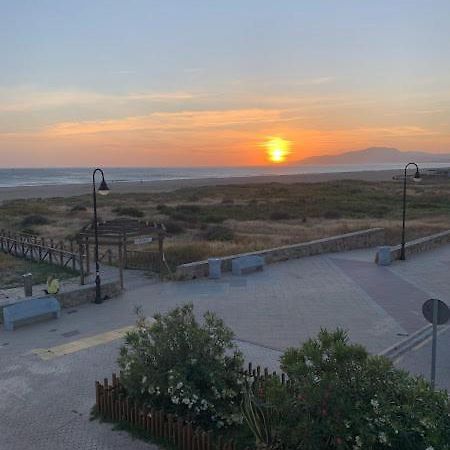 Apartamento A Pie De Playa Тарифа Екстериор снимка